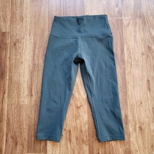 Lululemon Cropped Leggings Workout Pants Green Women's Size 4